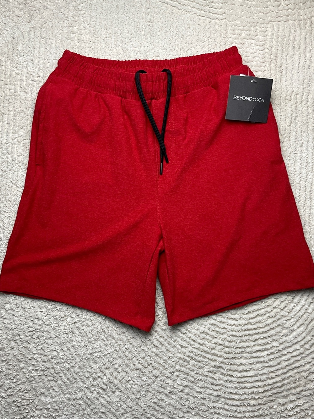 Beyond Yoga Men’s Bright Crimson Take It Easy Shorts Size Small